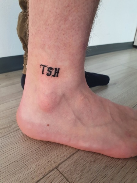 tattoo-taetowierung-dennis-2brothers-ink-tattoostudio-dinkelsbuehl-2-2