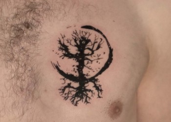 male-cheast-tattoo-tree-of-life-black-