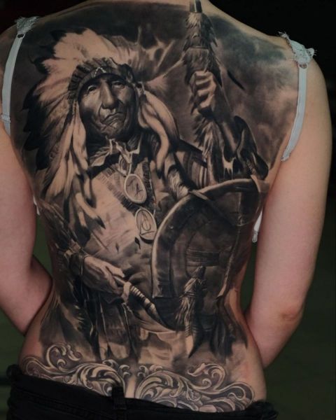nikolai-2brothers-ink-tattoostudio-dinkelsbuehl-ruecken-voll-indianer